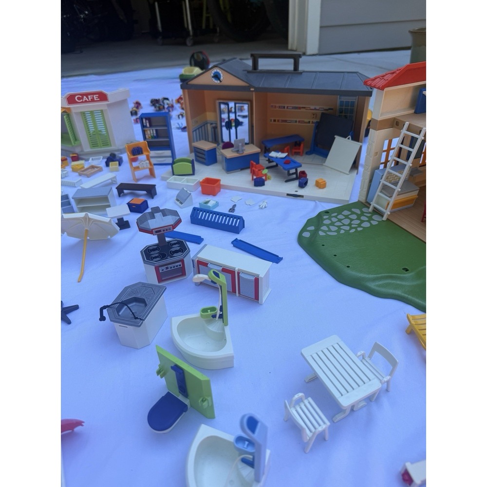 Playmobil Forest Lodge Summer House School Cafe Trees Figures Animals Furniture